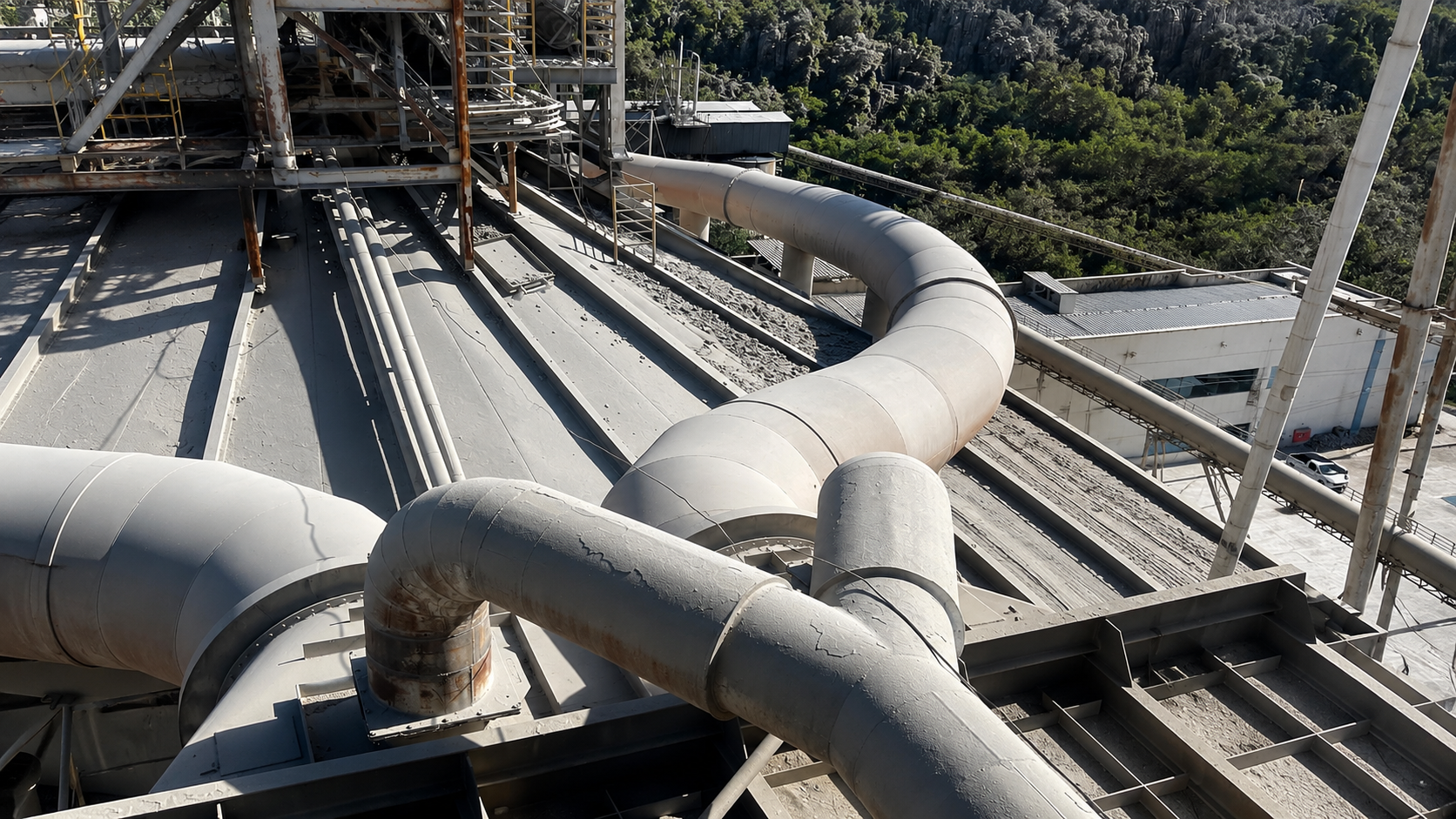 Tubulações e dutos industriais de grande diâmetro em área externa